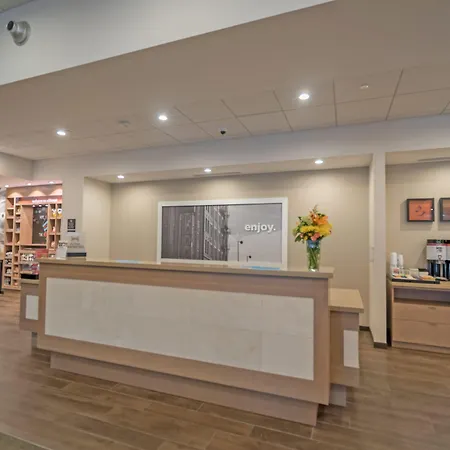 Hampton North-loyola Station, Il Hotel 3*