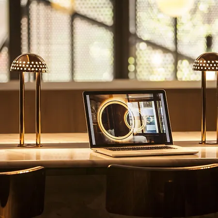 Hotel Emc2, Autograph Collection