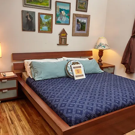 Bed & Breakfast Ray's Bucktown