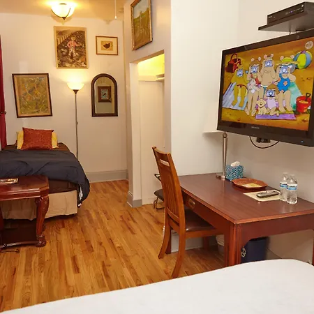 Ray's Bucktown Bed & Breakfast Chicago
