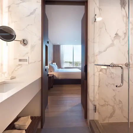 The & Athletic Club At Midtown Resort 4*