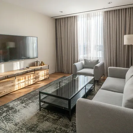 The & Athletic Club At Midtown 4*