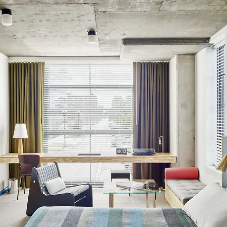The Emily Hotel 4*