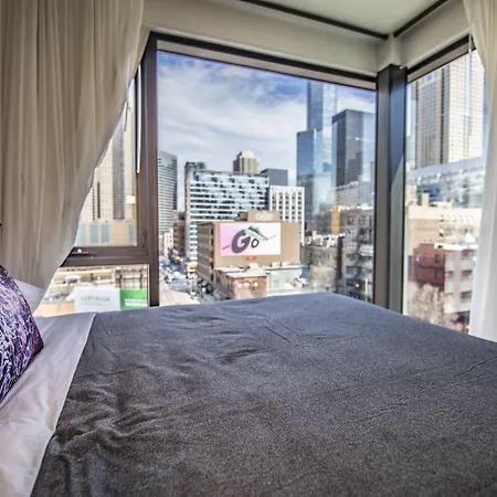 Moxy Downtown Hotel Chicago