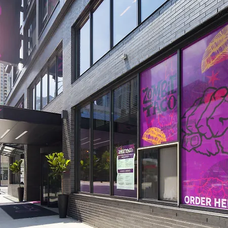 Moxy Downtown 3* Chicago