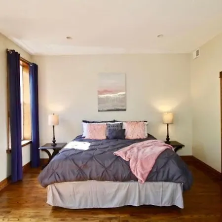 Gorgeous Wrigley Greystone Holiday home *