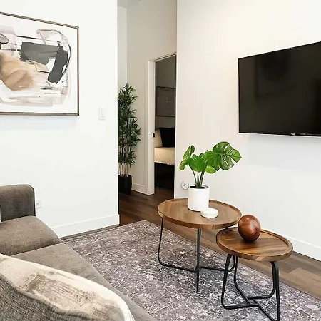 Stylish 4br Stay-prime Location - State Rep