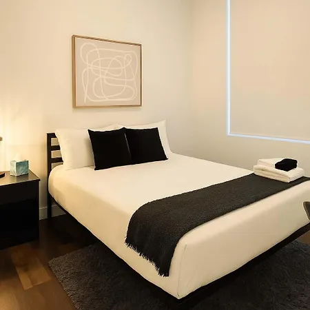 Apartment Stylish 4br Stay-prime Location - State Rep *