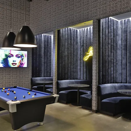 Aloft By Marriott Mag Mile Hotel Chicago