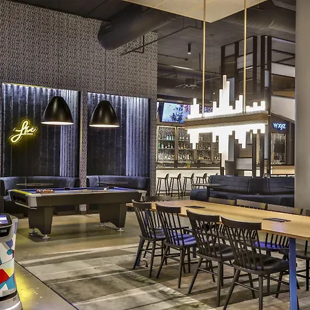 Aloft By Marriott Mag Mile Hotel Chicago