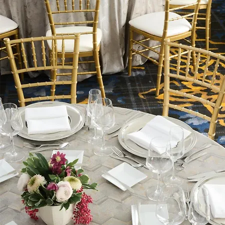 Hotel The Allegro Royal Sonesta Loop