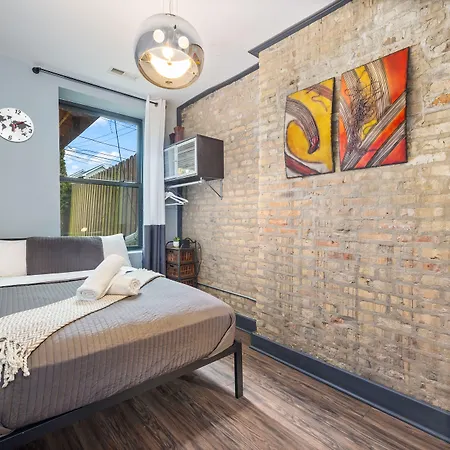 Guest house Mccormick Place Chicago