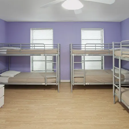 Parthenon Hostel