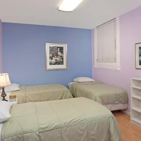 Parthenon Hostel