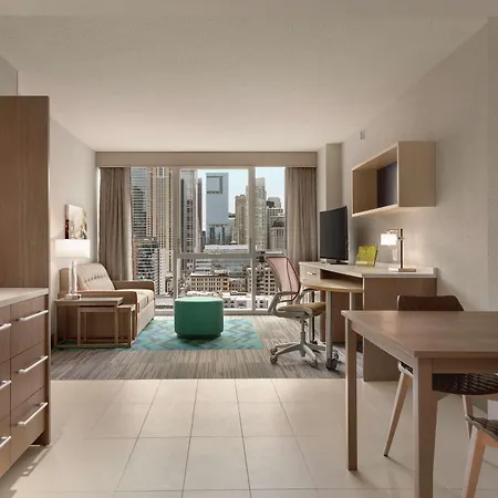 Home2 By Hilton River North Chicago