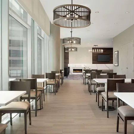 Homewood By Hilton Downtown South Loop Hotel