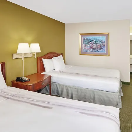 Hotel Shore 3*