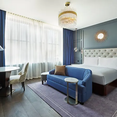 The Lasalle Chicago, Autograph Collection 4*