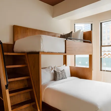 Found Powered By Sonder Hotel Chicago