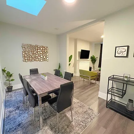 Apartment Chic 3br Hideout In Lincoln Park - Lincoln 3