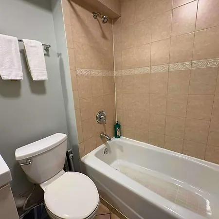 Apartment Chic 3br Hideout In Lincoln Park - Lincoln 3 *