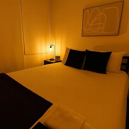 Stylish 4br Stay-prime Location - State Rep