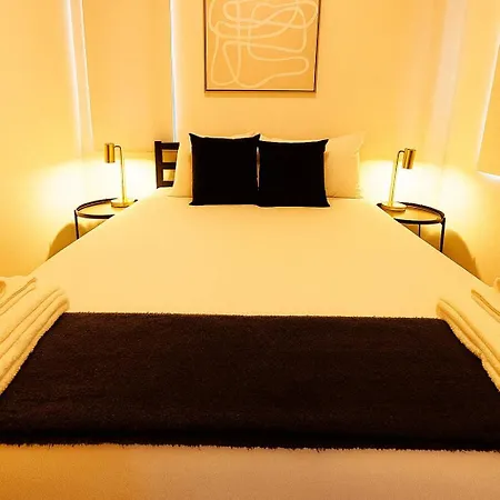 Apartment Stylish 4br Stay-prime Location - State Rep *
