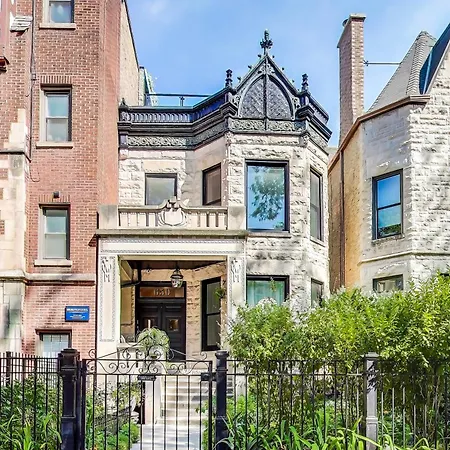 Apartment Luxurious Lincoln Park With Gourmet Kitchen *
