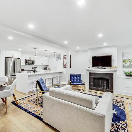 Luxurious Lincoln Park With Gourmet Kitchen * Chicago