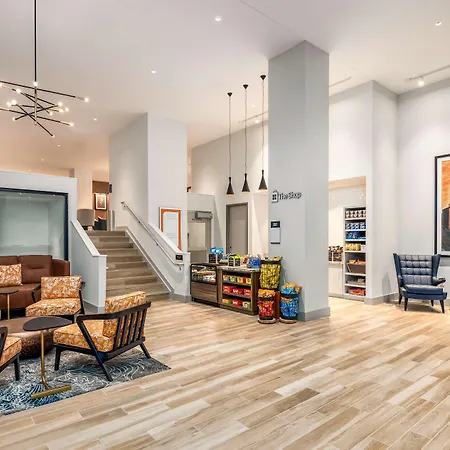 Hilton Garden Inn- Loop 3*