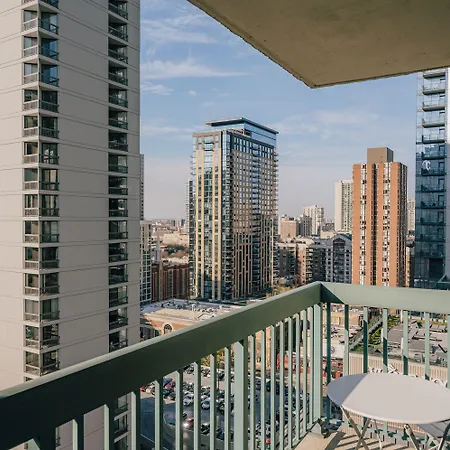 Aparthotel Kasa Magnificent Mile 4*