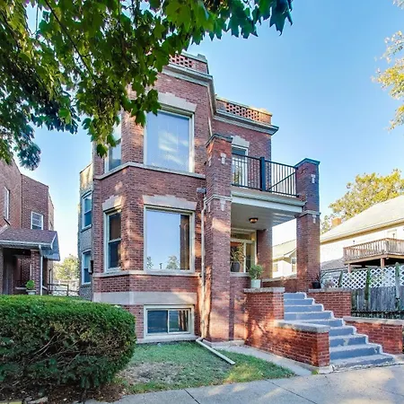 Edgewater King 1 Bd - Near Loyola, &andersonville Apartment *