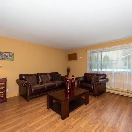 Entire With Complete Privacy Near O'hare Apartment Chicago
