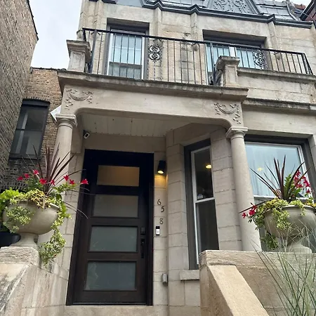 Luxe Hyde Park Gray Stone Near Uofc *