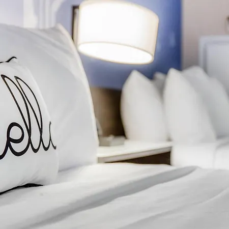 Hotel Cambria Loop - Theatre District 4*