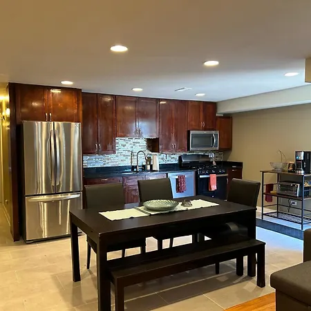 Spacious, One-level Adjacent To Jackson Park