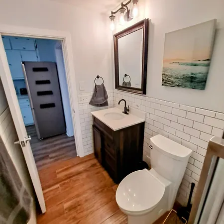 Sunny Pilsen 2 Bed 1 Bath With Private Office * Chicago