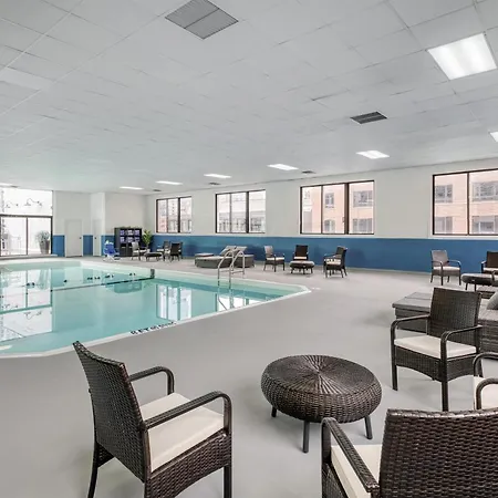 Western Downtown-river North 3*