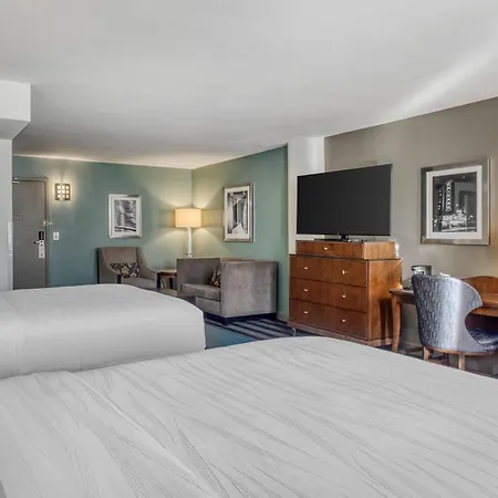 Western Downtown-river North Hotel 3*