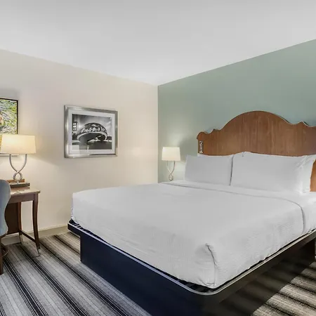 Western Downtown-river North 3* Chicago