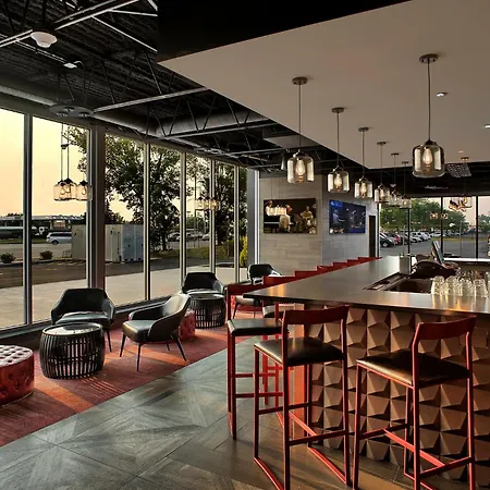 Midway Airport S By Ihg Hotel Chicago
