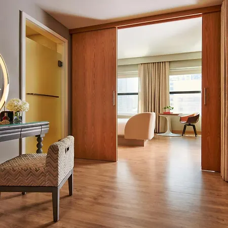 Sports Illustrated Hotel 4*