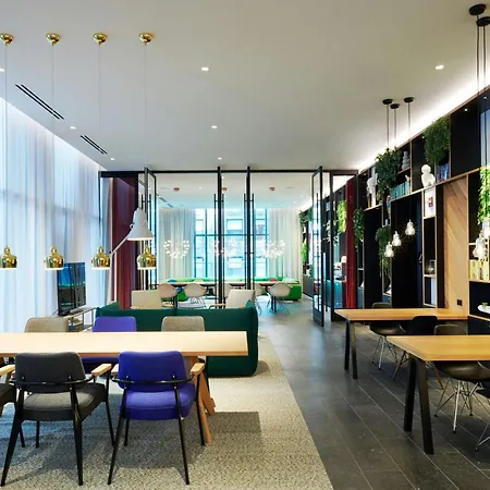 Citizenm Downtown Hotel 4*