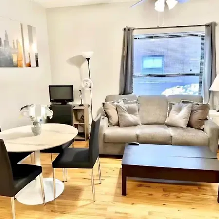 Apartment Entire In Heart Of