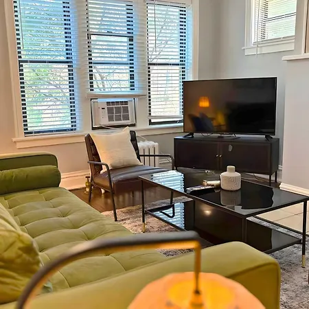 Apartment Relaxing Lakeview Escape 2br - Roscoe 35-2n Chicago