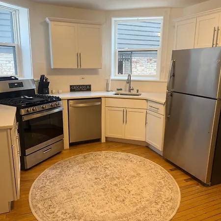 The Lyons' Lair Apartment *