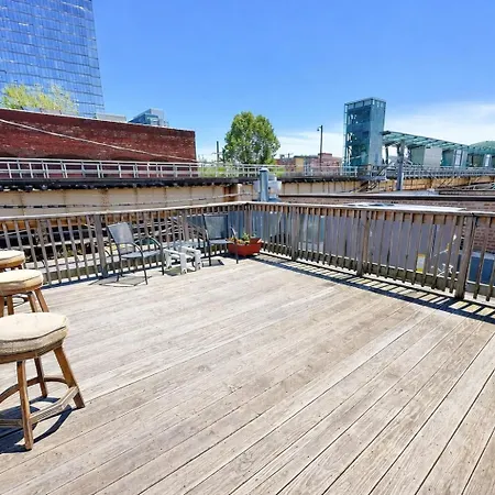 Apartment Spacious 1br With Optional Parking Near Mccormick Place, Field Museum, Adler Planetarium, & Shedd Aquarium