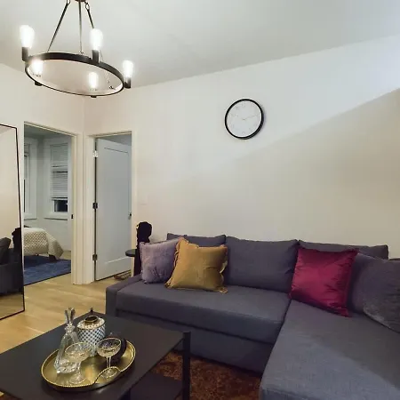 The Velvet Jazz Haus Apartment Chicago