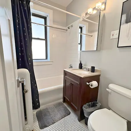 Apartment Relaxing Lakeview Escape 2br - Roscoe 35-2n Chicago