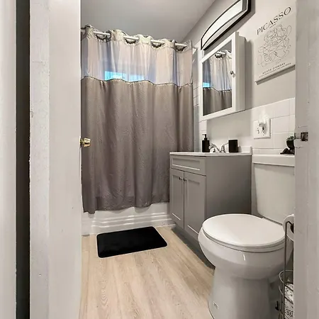 Apartment Cozy 1br Near Dining & Shops - Kimball C2